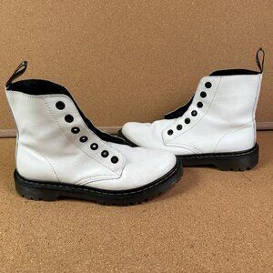 Dr Martens Luana White Combat Lace Up Boot Womens Size 9 - No Laces